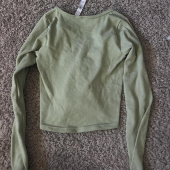 Women's Top - Picture 2 of 2